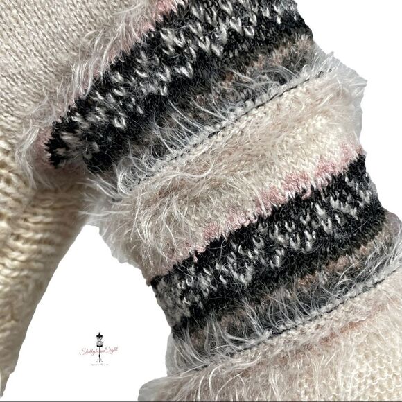 FREE PEOPLE Craft Time Sweater HUGE DRAMATIC Sleeves XS OVERSIZED can fit S M - Picture 9 of 15